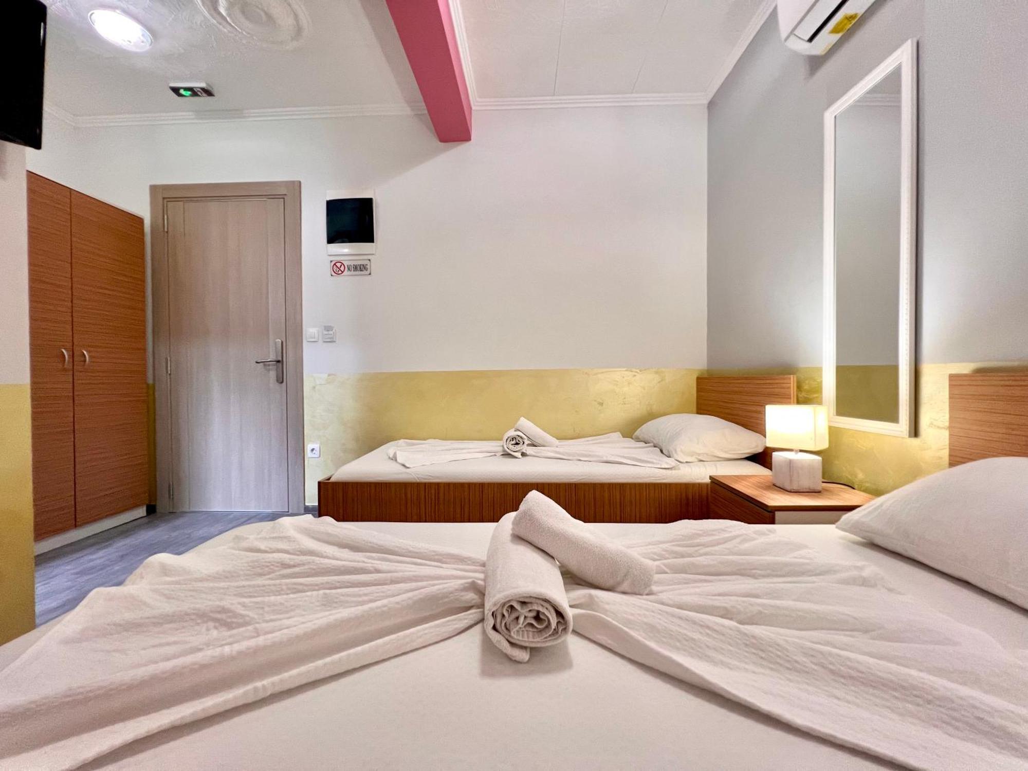 Hotel Nur モスタル エクステリア 写真
