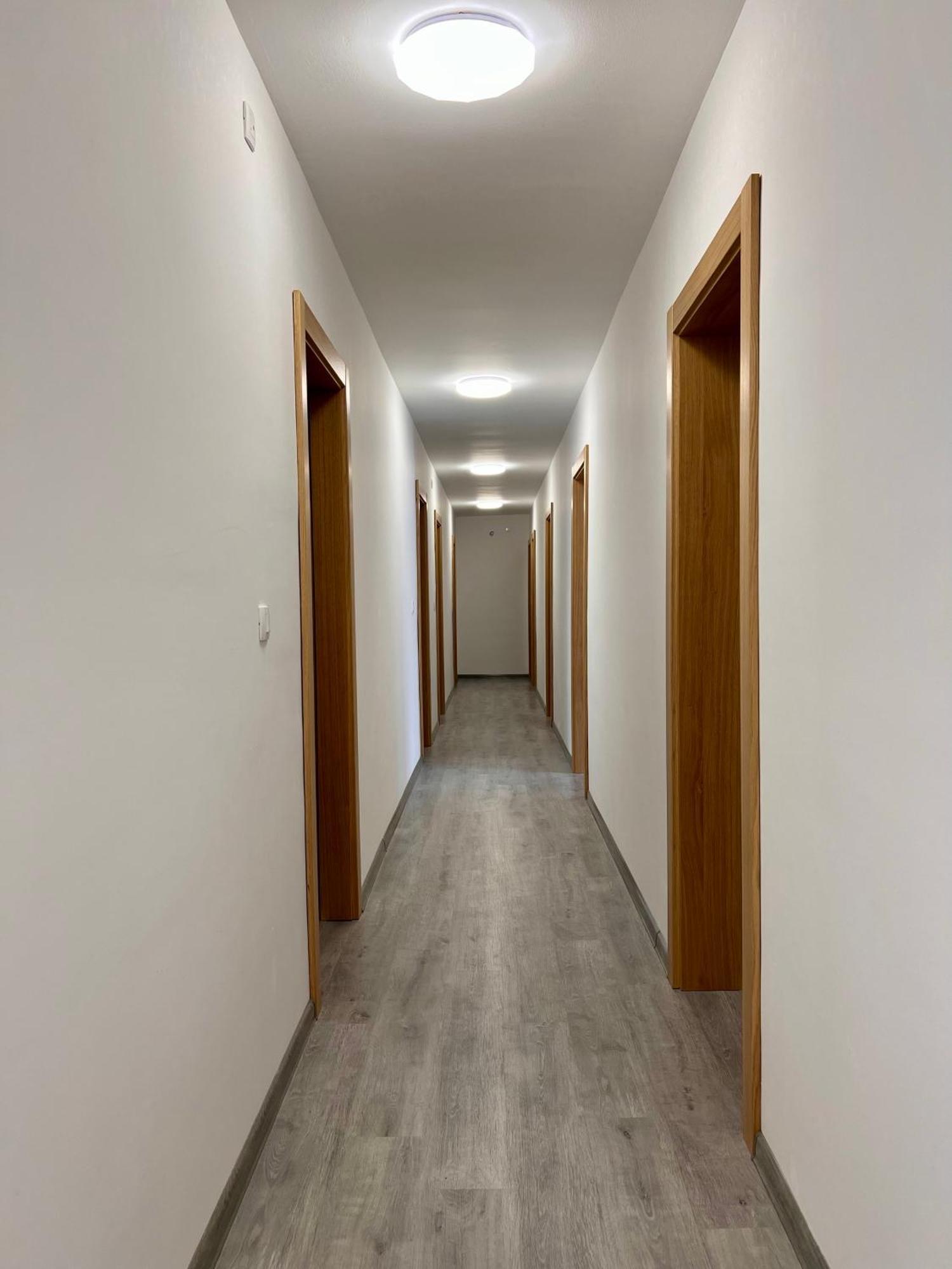 Hotel Nur モスタル エクステリア 写真