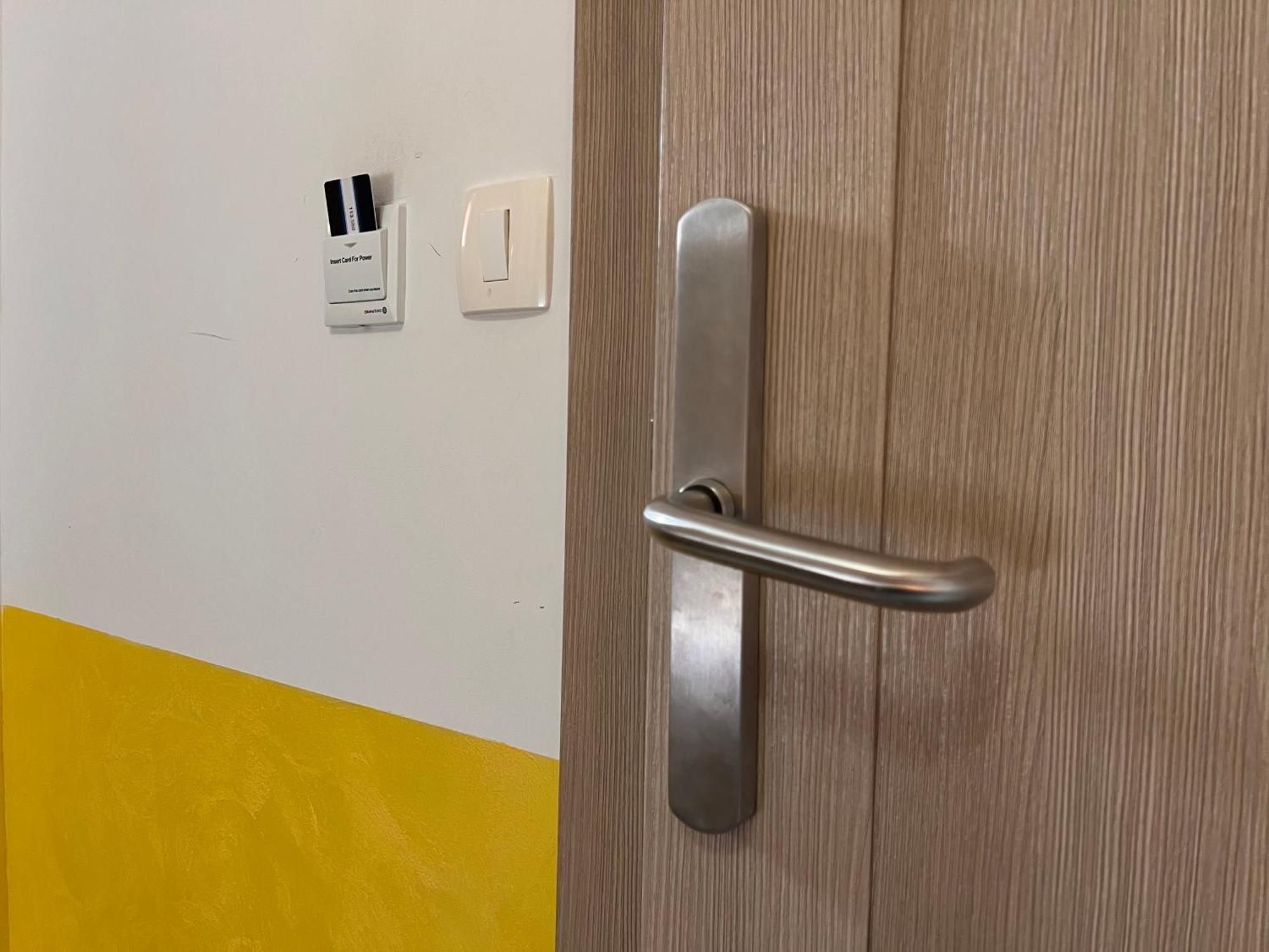 Hotel Nur モスタル エクステリア 写真